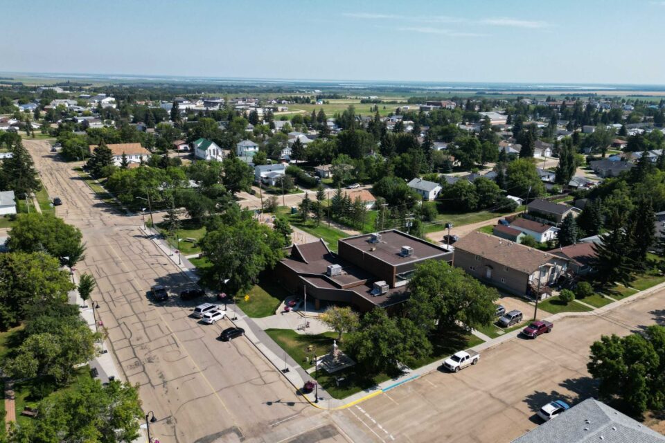 street scape neighbourhood in alberta